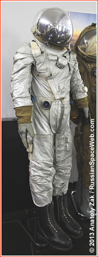 Strizh: Spacesuit for Buran pilots